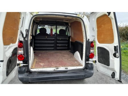 2014 Peugeot Partner - thumbnail 8