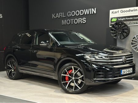 2024 Volkswagen Touareg 3.0 V6 TSIe  ELEGANCE 381PS €74,950