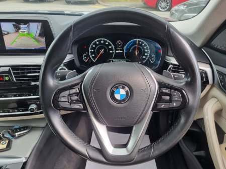 2019 BMW 5 Series - thumbnail 18