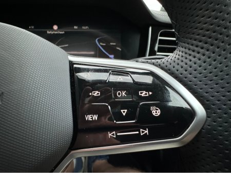 2024 Volkswagen Touareg - thumbnail 34