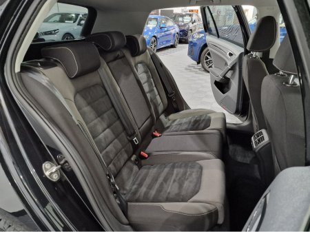 2013 Volkswagen Golf - thumbnail 11