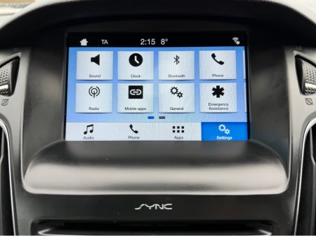 2017 Ford Focus - thumbnail 14