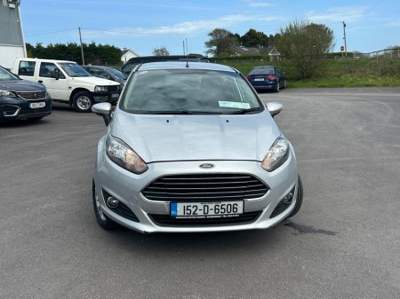 2015 Ford Fiesta - photo 2