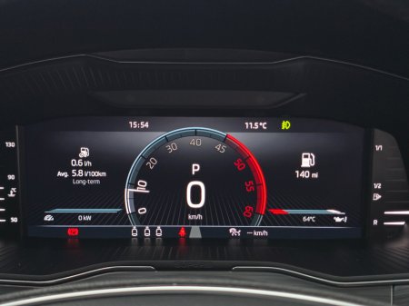 2022 Skoda Superb - thumbnail 24