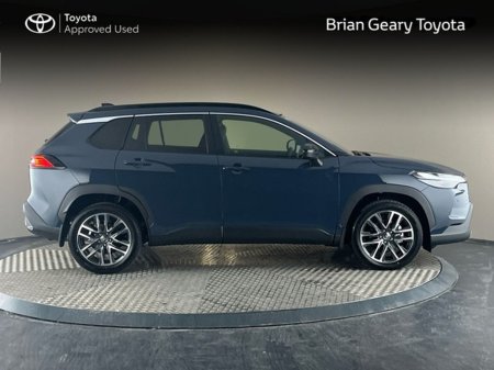 2025 Toyota Corolla Cross HYBRID SOL *New Model* €42,950 thumbnail