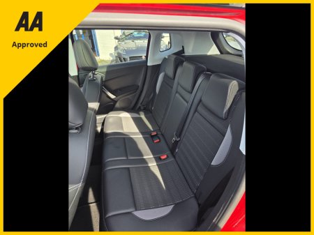 2017 Peugeot 2008 - thumbnail 19