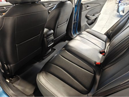 2021 MG Mg5 LONG RANGE SW EV EXCLUSIVE 5DR AUTO €12,250 thumbnail