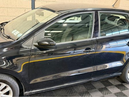 2014 Volkswagen Polo - thumbnail 16