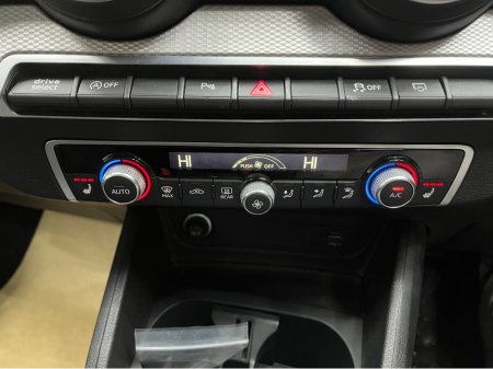 2023 Audi Q2 €31950 2023 AUDI Q2 35TDI ADVANCED 2.0 AUTOMATIC / CRUISE CONTROL / REVERSE CAMERA / HEATED SEATS AND MORE €31,950 thumbnail