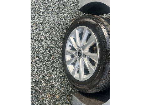 2023 Toyota Corolla 1.8 Hybrid Luna Hatchback €22,850 thumbnail