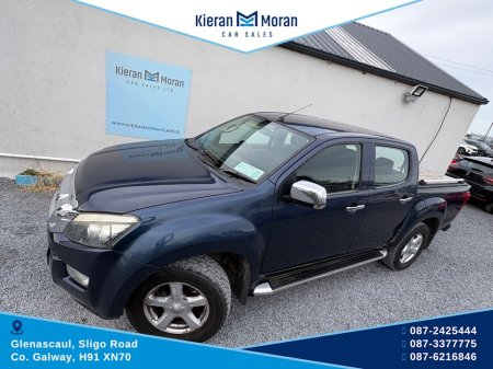 2013 Isuzu D-MAX - thumbnail 3