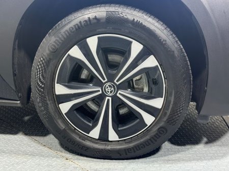 2024 Toyota bZ4X - thumbnail 24