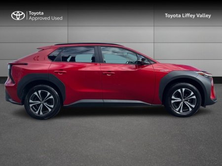 2024 Toyota bZ4X - thumbnail 3