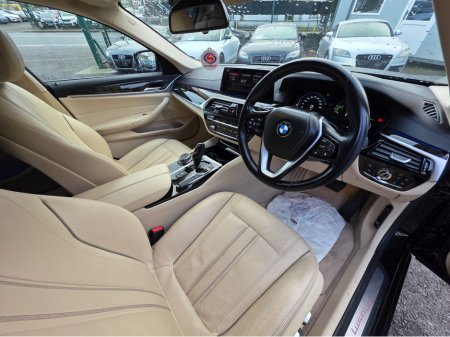 2017 BMW 5 Series ( 172 REG ) 523D LUXURY - CARPLAY NAVIGATION EDITION FULL LEATHER ELECTRIC HEATED SEATS - 360 REVERCE CAMERA - PRIVACY GLASS €24,950 thumbnail