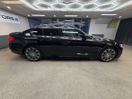 2019 BMW 5 Series - thumbnail 11