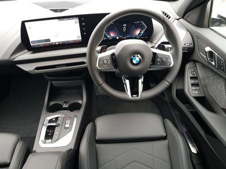 2026 BMW 1 Series - photo 5