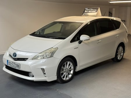 2013 Toyota Prius  €12,490