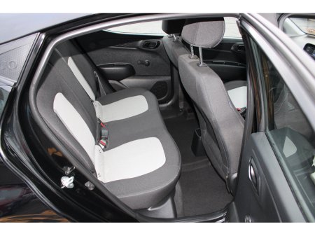 2022 Hyundai i10 - thumbnail 12