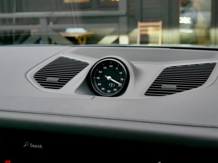 2025 Porsche Cayenne Cayenne E-Hybrid Coup&eacute; €123,950 thumbnail