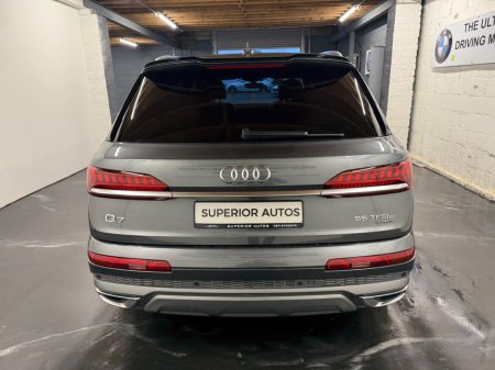 2021 Audi Q7 55 TFSI e S Line €54,995 thumbnail