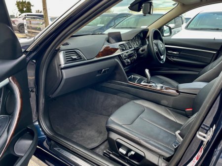 2017 BMW 3 Series - thumbnail 16