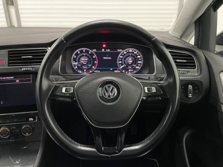 2019 Volkswagen Golf 1.2 TSI 110 bhp DSG Comfortline €18,995 thumbnail