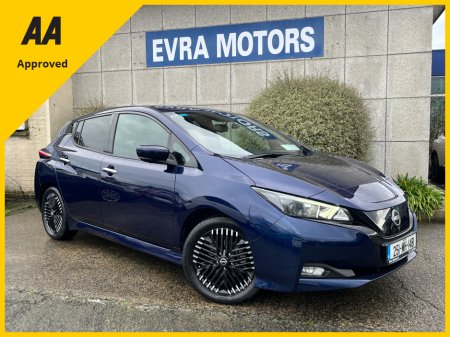 2025 Nissan Leaf EV SV PREMIUM 40KWH //360 PARKING CAMERAS//KEYLESS ENTRY//ADAPTIVE CRUISE CONTROL//