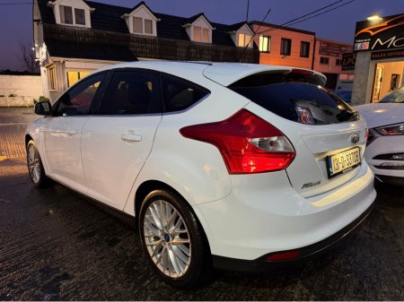 2013 Ford Focus 1.0 ECOBOOST ZETEC 125PS 5DR €6,990 thumbnail