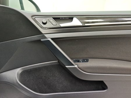 2018 Volkswagen Golf TSI COMFORT LINE TECH EDITION Low Mileage €18,750 thumbnail