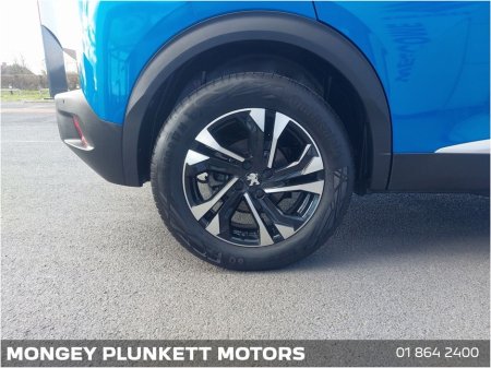 2023 Peugeot 2008 - thumbnail 10