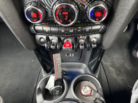 2015 MINI Hatch 2.0 S - MASSIVE SERVICE HISTORY €14,950 thumbnail