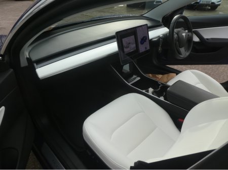 2020 Tesla Model 3 - thumbnail 11