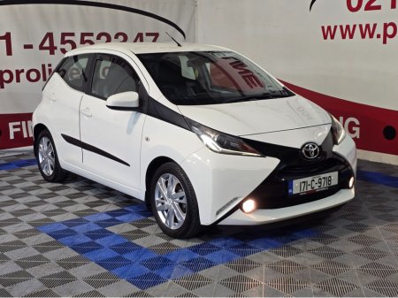 2017 Toyota Aygo - thumbnail 4