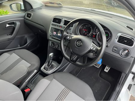 2017 Volkswagen Polo ALLSTAR 1.2 TSI PETROL //HIGH SPEC//IRISH CAR//SAT NAV//REVERSE CAMERA//CARPLAY// €12,950 thumbnail