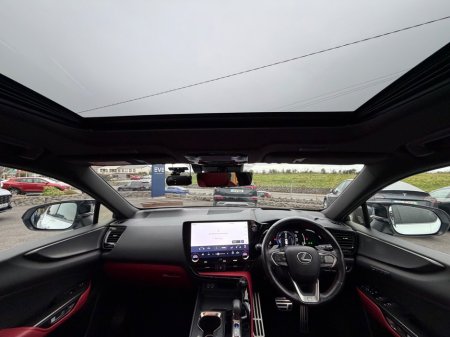 2023 Lexus NX 450 h+ - thumbnail 8