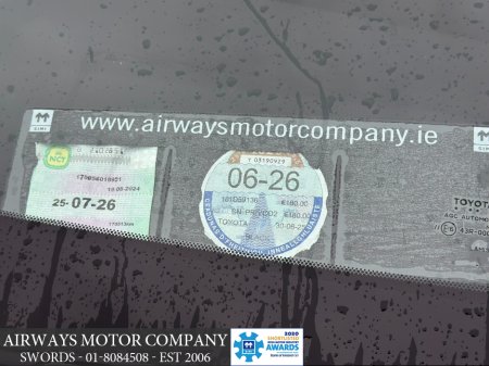 2018 Toyota Camry 2.5 HYBRID 5DR €18,995 thumbnail