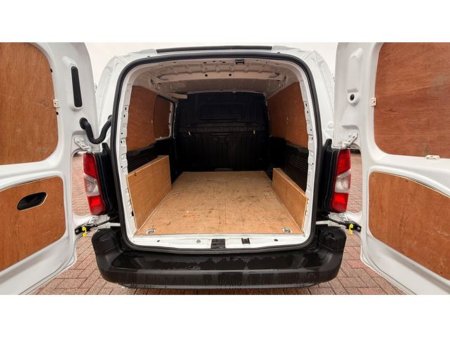 2022 Opel Combo - thumbnail 17