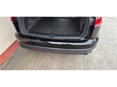 2023 Volkswagen Touareg - thumbnail 8