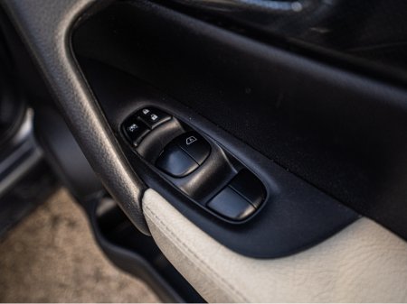 2015 Nissan X-Trail 2015 X-Trail 1.6d Auto 7 seats/New NCT/Warranty €14,888 thumbnail