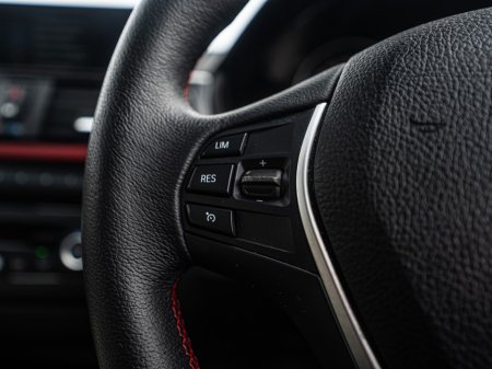 2016 BMW 3 Series - thumbnail 23