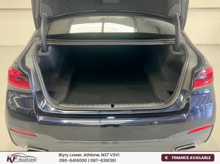 2022 BMW 5 Series - thumbnail 9