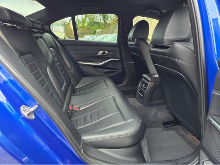 2021 BMW 3 Series - thumbnail 14