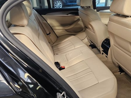 2020 BMW 5 Series - thumbnail 6