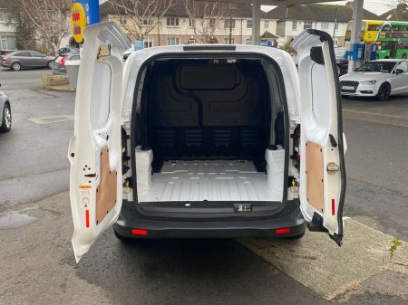 2022 Ford Transit Courier Base 1.5TD 75PS M6 2DR €11,000 thumbnail