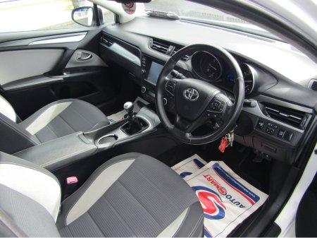 2018 Toyota Avensis - thumbnail 10