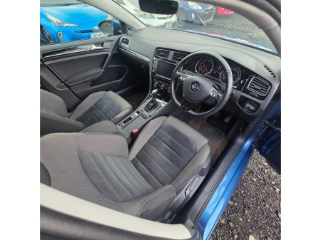 2017 Volkswagen Golf 1.4 TSI 3DR 150HP Highline €15,950 thumbnail