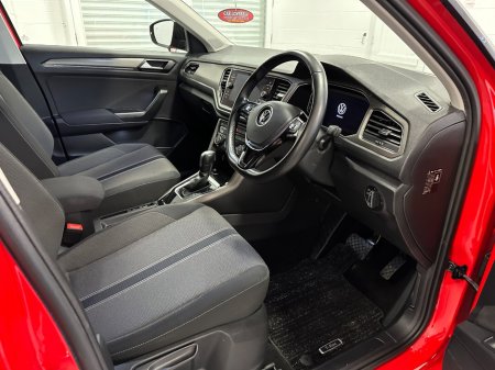 2021 Volkswagen T-Roc - thumbnail 19