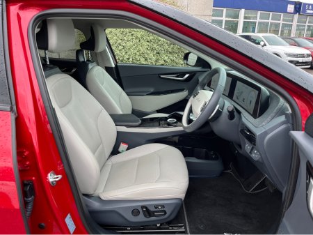 2023 Kia EV6 EARTH EV //HIGH SPEC//LEATHER ELECTRIC HEATED SEATS//HEATED STEERING WHEEL//REVERSE CAMERA//SAT NAV// €27,950 thumbnail