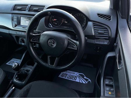 2015 Skoda Fabia 1.0 MPI STYLE 75HP €8,900 thumbnail