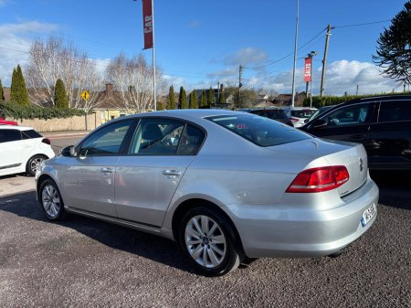 2014 Volkswagen Passat BLUEMOTION 1.6 TDI MANUAL 6SPEED FWD 105HP 4DR €5,950 thumbnail